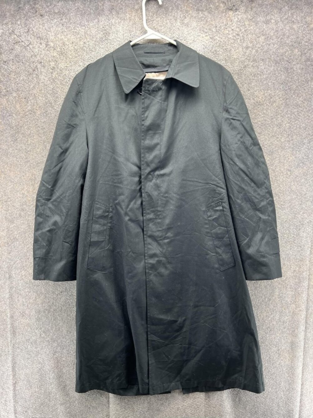 Hart Schaffner & Marx Coat Mens 38R Black Long Wool Lined Button Overcoat Rain